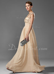 A-Line/Princess Scoop Neck Floor-Length Chiffon Prom Dress With Ruffle Beading (018005069)