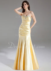 Trumpet/Mermaid Sweetheart Sweep Train Charmeuse Prom Dress With Ruffle Beading Sequins (018004958)