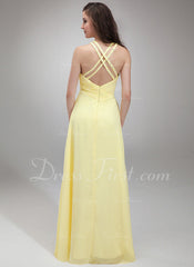 A-Line/Princess Halter Floor-Length Chiffon Prom Dress With Ruffle Beading Appliques (018004795)